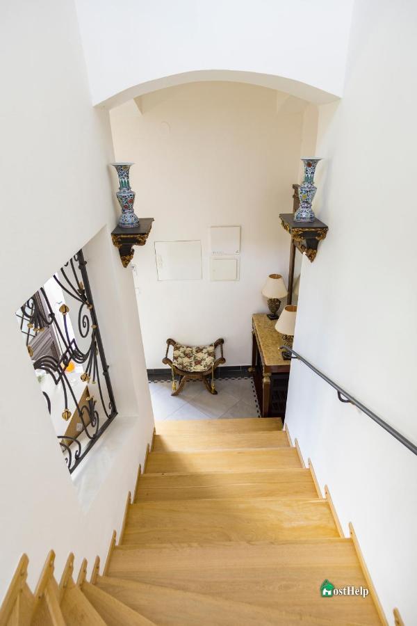 Villa With Hot-Tub, Terrace And Garden, Wenceslass Square Praga Esterno foto