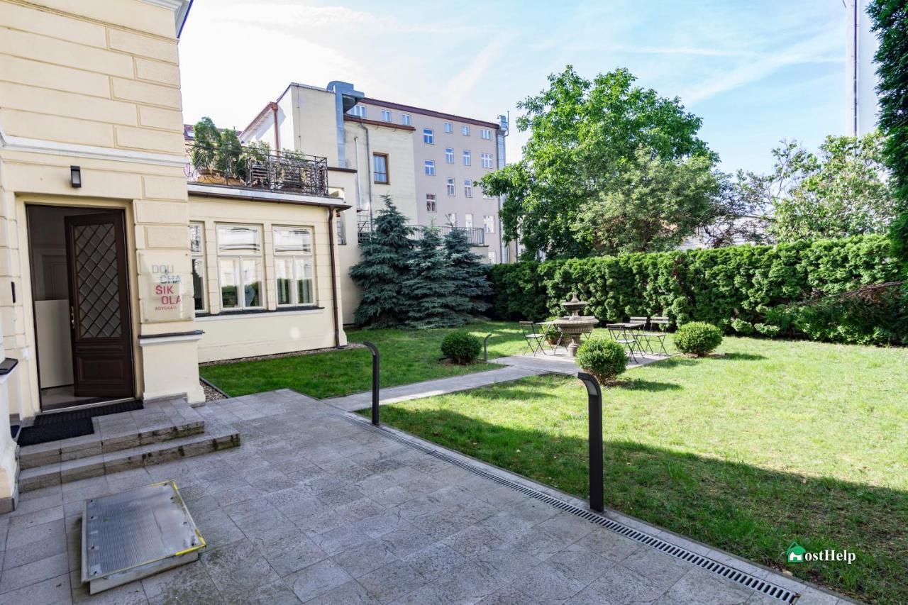 Villa With Hot-Tub, Terrace And Garden, Wenceslass Square Praga Esterno foto
