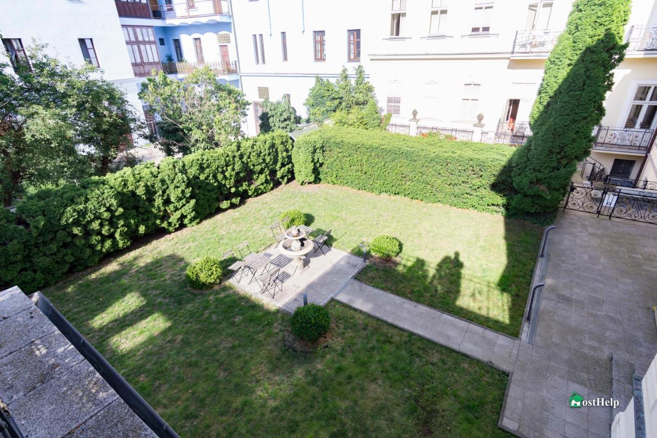 Villa Unique Location With Hot-Tub, Terrace And Garden Praga Esterno foto