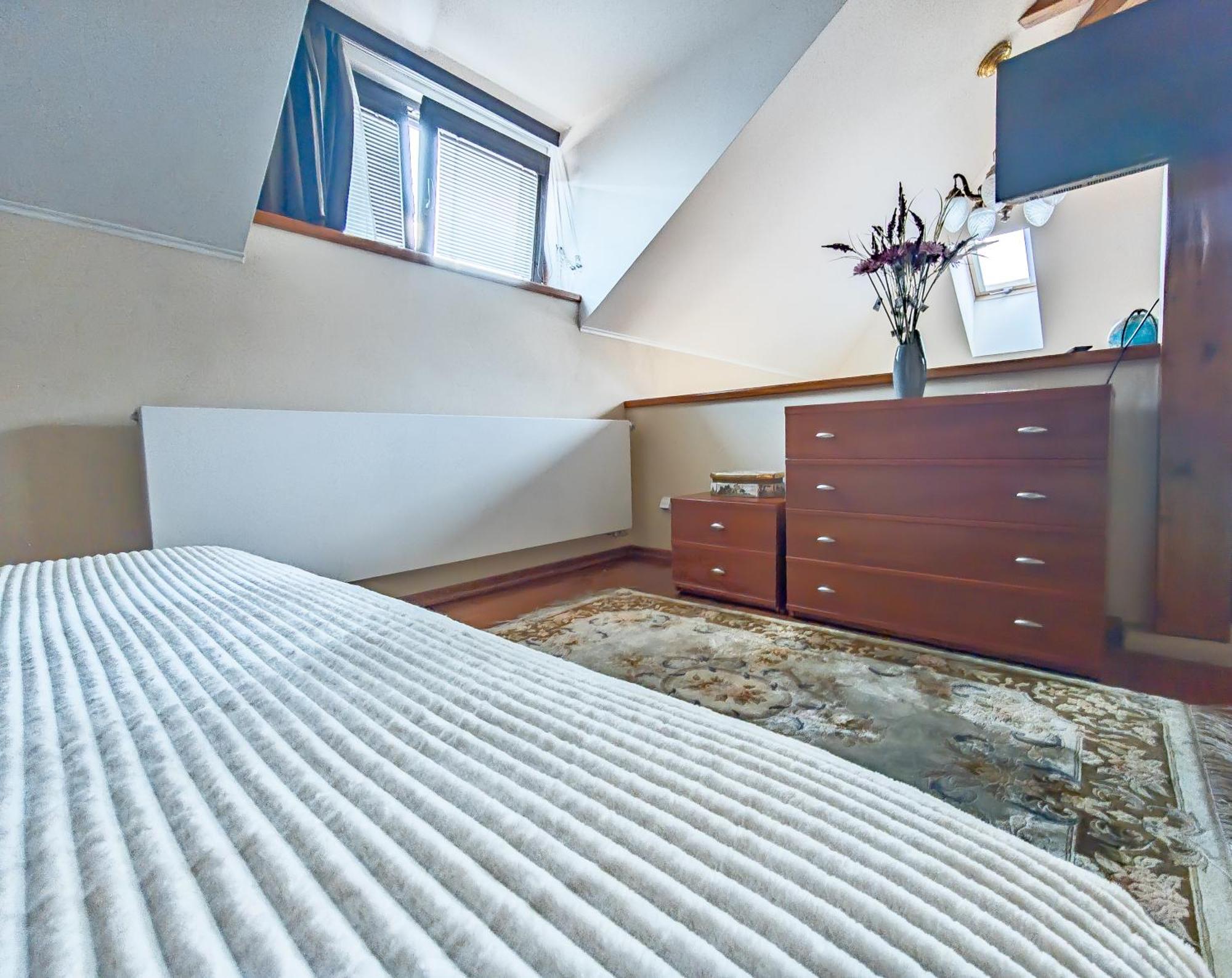 Villa With Hot-Tub, Terrace And Garden, Wenceslass Square Praga Esterno foto